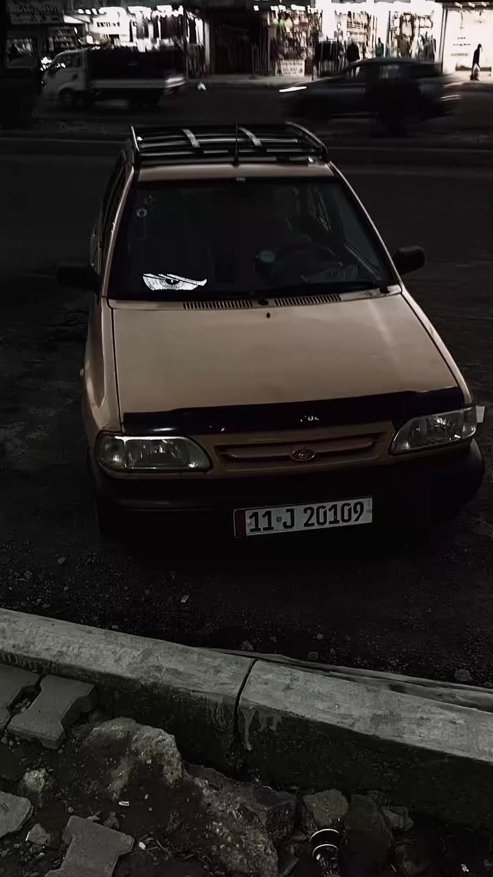 سلام عليكم سايبه ٢٠٠٩ للبيع
مصفره هيئه وغرامات 
ارقام انكليزي 
تخم تاير جديد
نقصها بس مشط ستيرن 
محرك وكير نضيفات
شواصي بس اليمنه يرادله شغل 
بسمي تحويل ثاني يوم 
صور حنزلهن بتعليقات 
السعر ٢٣ بيها مجال حك الجيه 
رقم ***********
