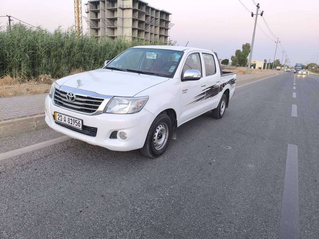 مەرزێ 2012 ڕەقەمو سەنەوی تازە تا 2030 

چوار تایەی لۆکی برجکستۆنی بۆ بەستراوە  

بۆنیتی گۆڕاوە بێ ناو گرتن لابۆدیەکەیشی 

پەڵەیە بۆیاخی هەیە تەحویل وەکالە مەوجودە 

220 هەزار ڕۆیشتوە نرخی 165گەڵا  شوێن 

کەلار *********** كالار, السليمانية
