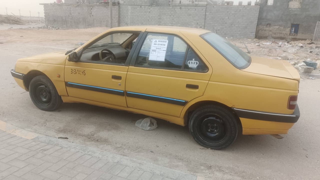 السلام عليكم بيجو 450 ماكينه وجير فرنسي جدد سنويه منتهيه بالعشرين مكاني بصره قبله السعر 18 بيها مجال *********** ***********
