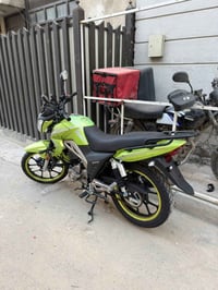 دراجه شايننك للبيع موديل ٢٠٢٣ المحرك ممفتوح اي شي بيها ممفتوح ماشية ٩ ...