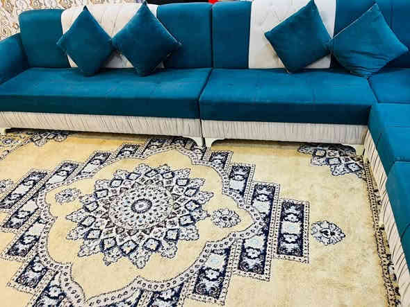 السلام عليكم 
ديوان للبيع نضيف كلش لا خسف ولا كسر سعر مناسب 175 بي مجال قليل 
***********
