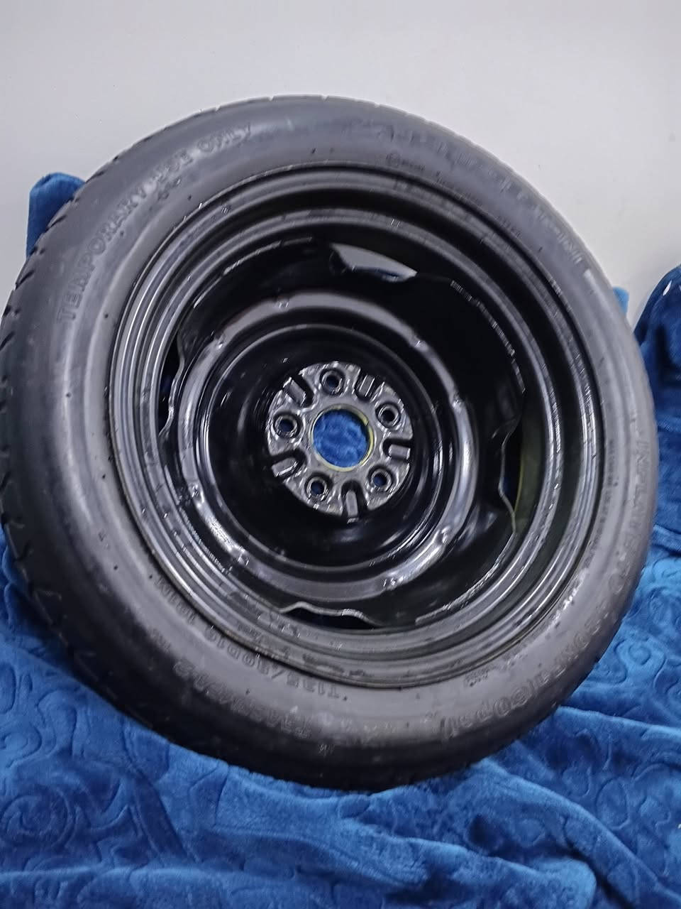 سلام عليكم سبير مال ملكا للبيع جديد ياباني السعر 25الاف المكان بصره شط العرب ما عندي توصيل


**إذا كنت صاحب هذا الإعلان وتريد حذفه لأي سبب، رجاءا أرسل رسالة إلى الدعم الفني**