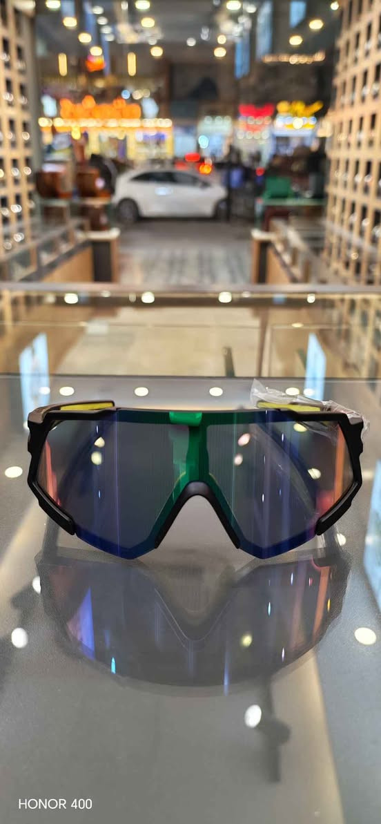 السلام عليكم
نظارات اصليه درجه اولى
سعر الوحده 15.000 الف
سعر الثنين   25.0000 الف
للاستفسار *********** واتساب
المكان بغداد السيديه شارع التجاري مقابل سلام ابو الفلافل بغداد, العراق
