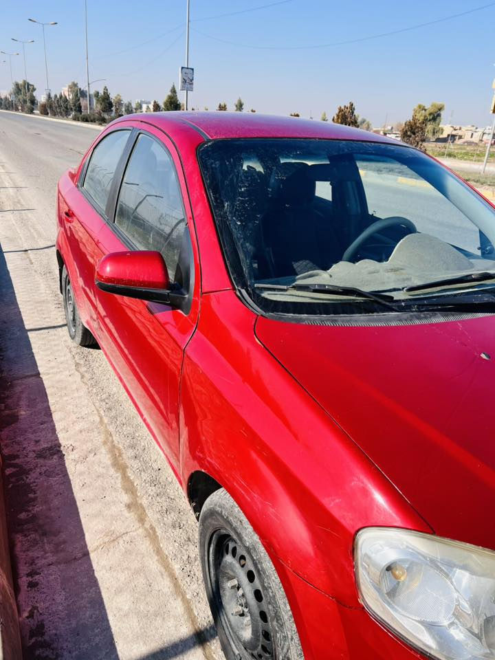 سيارة شوفرليت أڤيو 2009  وارد أمريگي ضرر چاملخ جهة السايق وبونيد مبدل وجاملخ جهة السايق الخلفي بي معجون  سيارة نضيفة بس رقم صدامي قديم سعر 60$ وبيهاا مجال بسيط مگاني موصل حي الگرامة 
للتواصل ***********    
***********      ً.      ً.  ً.
