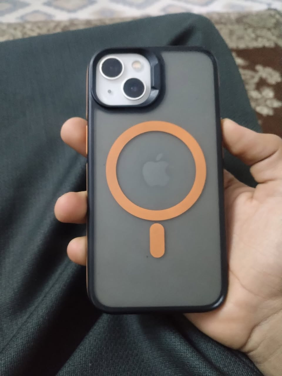 سلام عليكم ايفون 13 عادي للبيع جهاز ما مفتوح بلادي بطاريه ٧٧شاشا بلادي جهاز ما بي عيب فطر صغير بل شاشه سعر ٤٥٠وبي مجال قليل شراي راسلني خاص***********متواجد واتساب🤎
