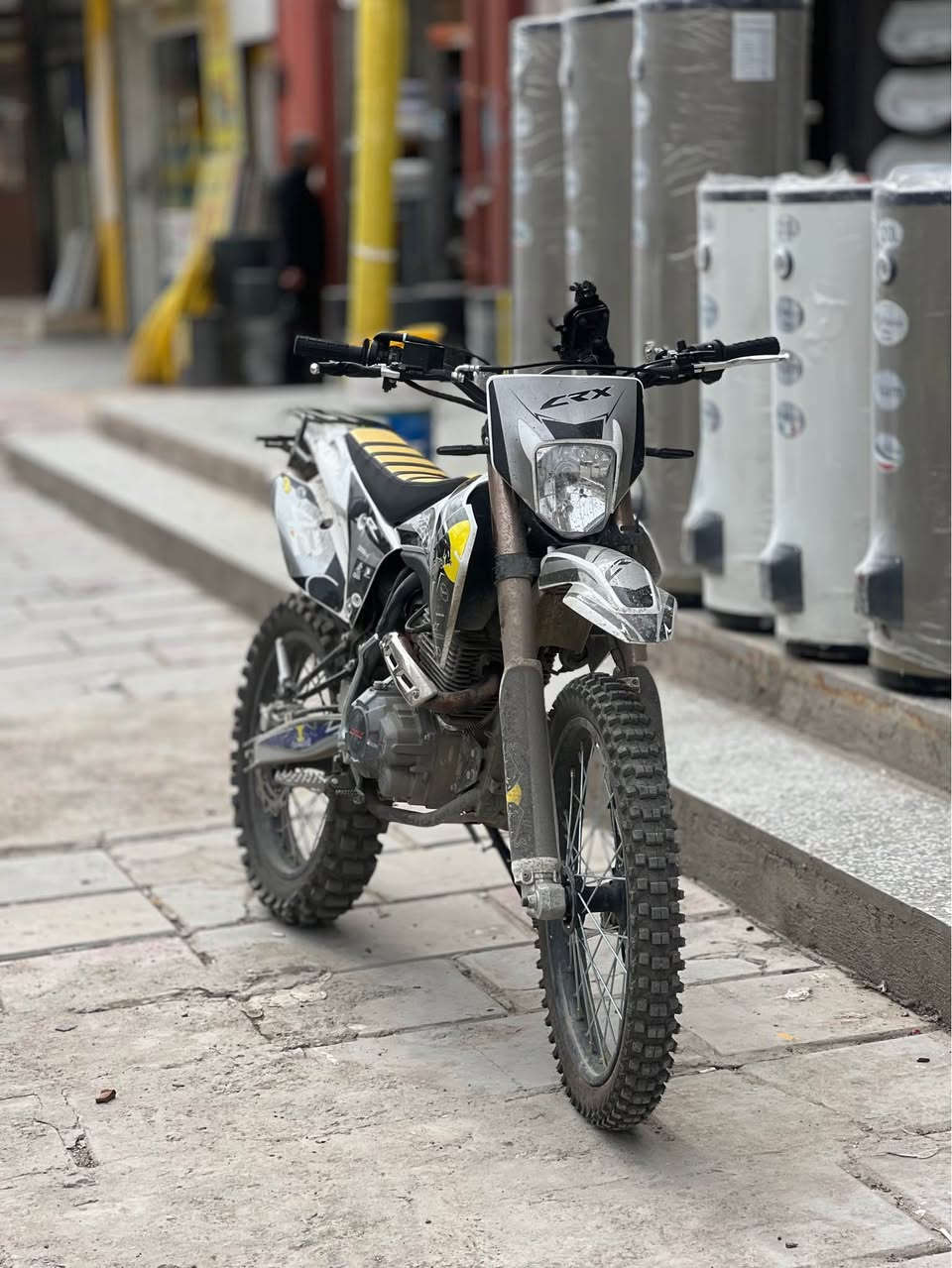 قفاز للبيع CRX300cc زيرو سعر 1850 بيه مجال 
رقم للتواصل 775 053 2083‬ بغداد, العراق
