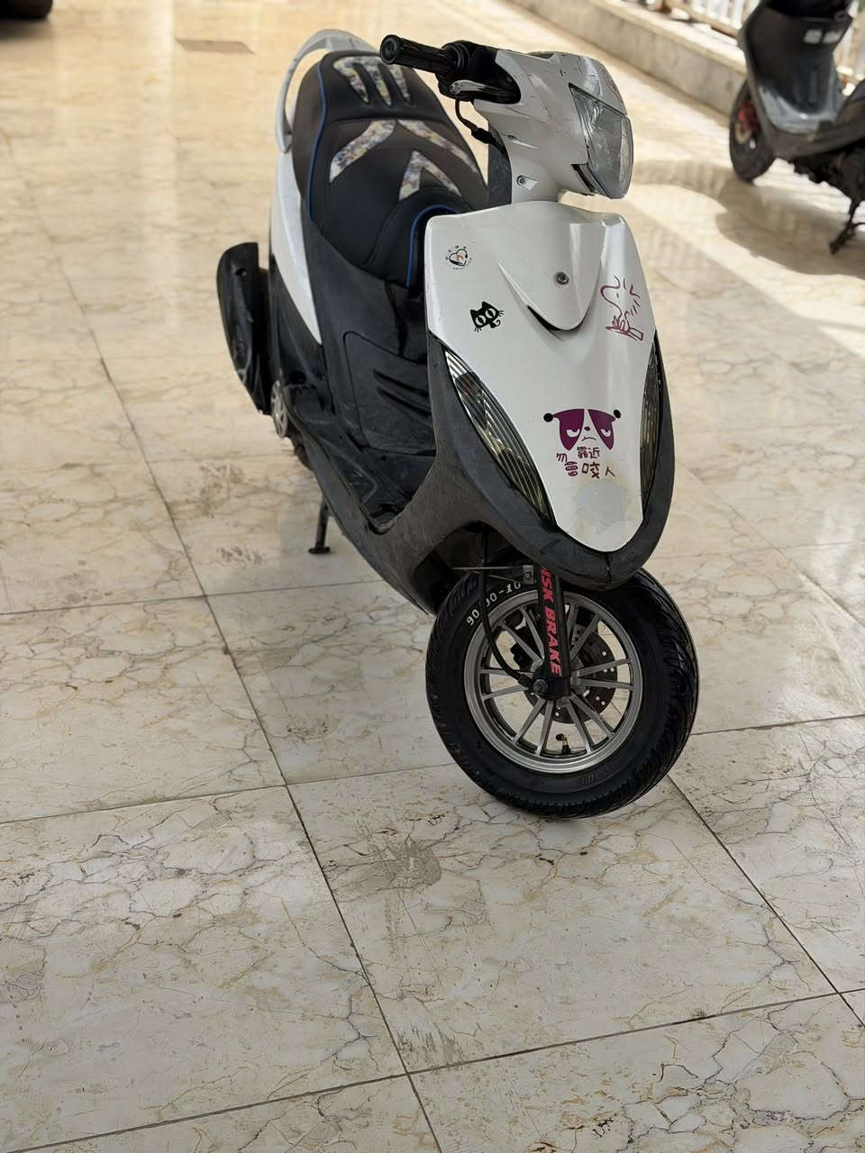 السلام عليكم دراجة ماكس عدله نضيفه برغي ما مفتوح بيه، رمبه توه نازله من الحاويه ختم واحد السعر خاص  0776378689
البصره/ قضاء المدينه


**إذا كنت صاحب هذا الإعلان وتريد حذفه لأي سبب، رجاءا أرسل رسالة إلى الدعم الفني**