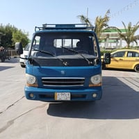 نجف المشخاب • ٢٠٠١ • نضيفه