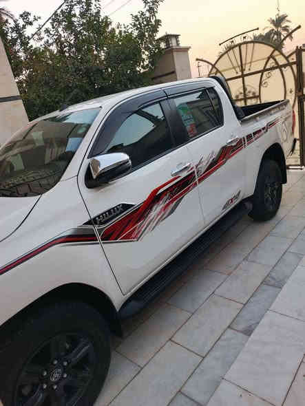 السلام عليكم 
♦️(تويوتا فورويل TOYOTA ) ساز   2023
▫️اوتوماتيك فول باب اول 
▫️السياره مكفولة كفالة عامة من جميع النواحي 
▫️رقم اربيل وكالة تحويل مضمون 

📞 الاستفسار | ***********
   《 ماشية 15 الف اخت الزيرو 》

$ السعر : 350 ورقة ... 
(3 شدات و 50 ورقة) بيها مجال بسيط حق الجية 
#ملاحظة: ( إذا مو شراي لا تتصل ولا تعلق تعليق سلبي )

⭕️ مواصفاتها : 
- مثبت سرعة
- حساس خلفي
- كاميره خلفي 
- اشارات بالمرآة
- كشافات ضباب
- كراسي تبريد تدفئه
- تبريد خلفي اصل 
- شاشه اصلية 
- حساس تاير   
- مانع انزلاق
- اربع جام اوتو
- بوري امامي بلادي 
- ارضيات (كاعيات) اصليه 
- بصمات اثنين 
- تكم ارضيه ليزري 
- تحكمات فول ستيرن 
- طفايه اصلية
- نظام زحف 
- ترحيب
- مري جانبي كهربائي 
- عدة طوارئ
- شاشة ملاحة 
- كاميرا خلفية 
- بلوتوث
- مشغل CD
- منفذ AUX & USB
- اضائة داخليه
