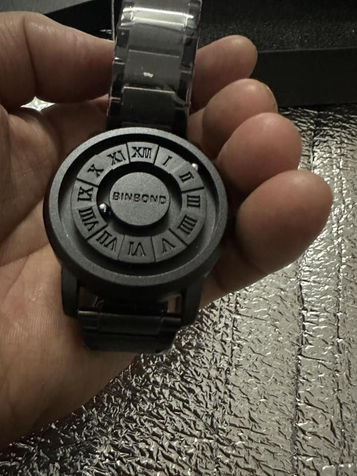 السلام عليكم أغراض جديدة و متنوعة الي يحتاج يراسلني أو يتصل ***********///*********** وحياكم
