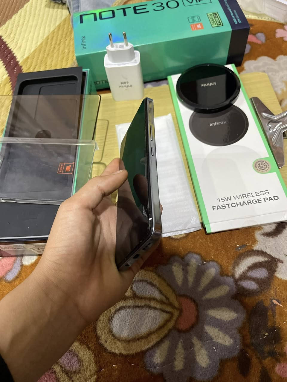 سلام عليكم لبيع جهاز انفنكس نوت 30في ايبي ذاكره 256عشوائيته 21 120فريم بل الاعاب سعر ب 300وبي مجال باقي تفاصيل خاص


**إذا كنت صاحب هذا الإعلان وتريد حذفه لأي سبب، رجاءا أرسل رسالة إلى الدعم الفني**