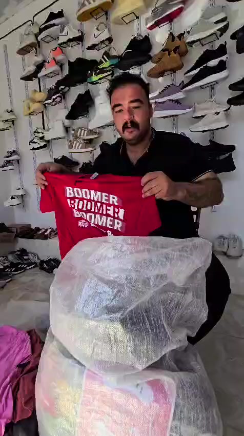 كسر. تشيراتات. بله. بديلت قطن درجه. اوله. سعر. 2000 او 3 اب 5000
مكان حي. الكرار. مجاور المدرسه الحديد 
احذيه باله. 5000
لبجين. طوبه. 3000
بنطرون باله ولادي باتني. مدارس امحير 2000

***********
