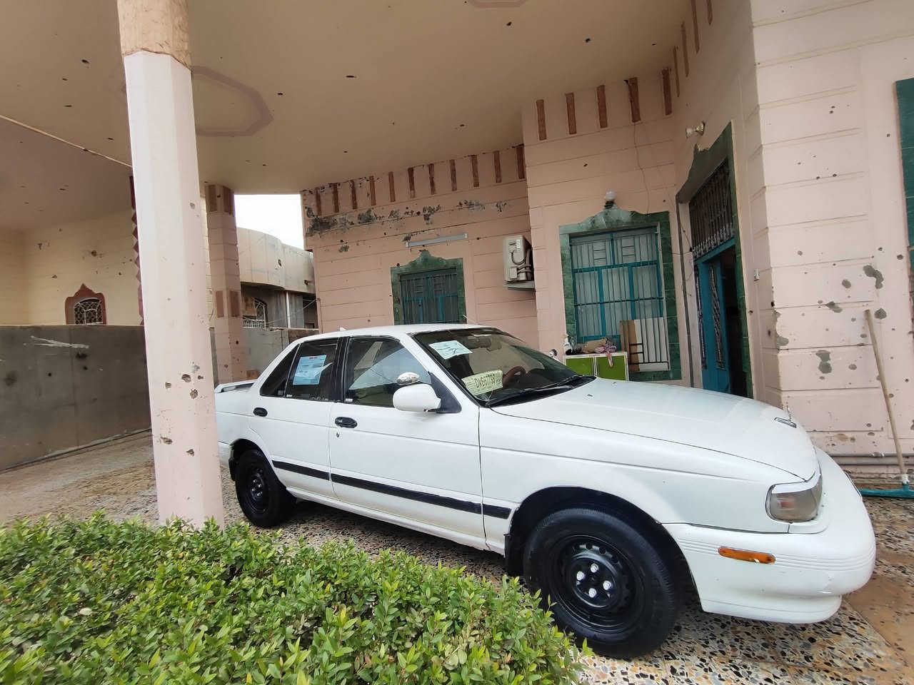 السلام عليكم/ سياره سني ياباني موديل 1993 رقم الانبار تخم تاير محرك 1600 كير عادي خير من الله كهربائيات كلها شغاله على وضع الشركه السياره تبريد عاطل كابريتر ميكانيك جديده فيت بمب خارجي صبغ عام الجماليه السياره خاليه من الضرر والضربه 
مكان السياره /الرمادي 
السعر/$32 وبيها مجال للجناي فقط
رقم الهاتف/‏‪0782 386 7677‬‏
