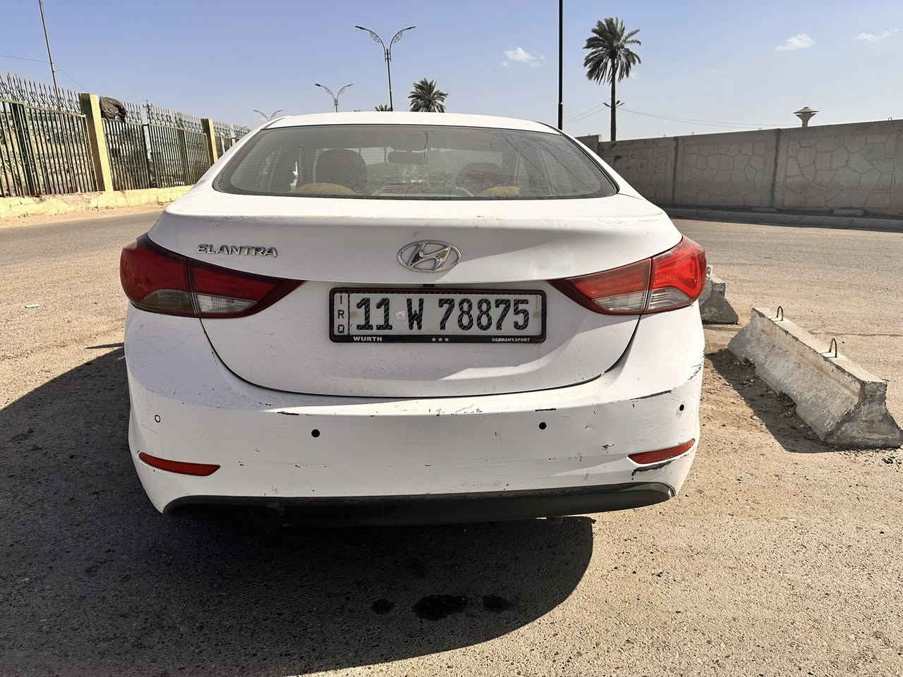 النترا 2015 خليجي بيها جاملغ  صبغ فقط بدون دواخل و بيها مكينا و تبريد نقص السعر بشدة وبيها مجال حك الجيه عنون كميرة الجزيرة السياحية  رقم الهاتف ***********
