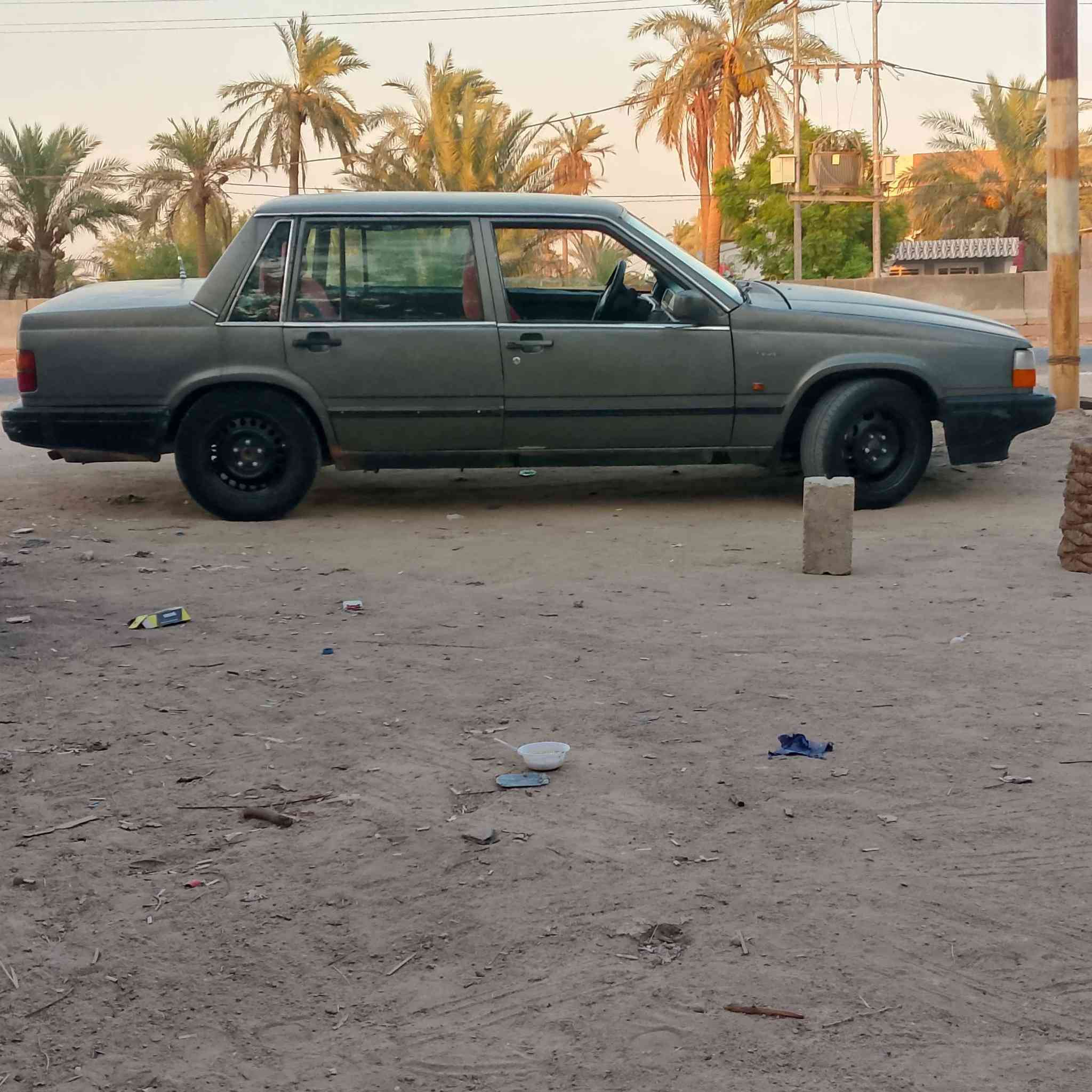 السلام عليكم فافلو للبيع رقم نجف سنويه لل27 السياره جاهزه. عوزه. بس ترتيبات. للغرفه واليدات. مداور بأي وقت تريد السعر 26وبيه مجال مكان نجف ***********
