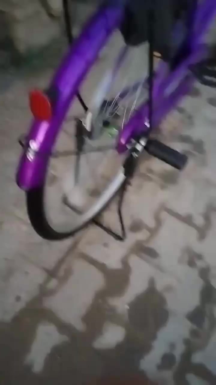 سلام عليكم باسكل بنفسجي البيع نضيف 90من 100 السعر 130


**إذا كنت صاحب هذا الإعلان وتريد حذفه لأي سبب، رجاءا أرسل رسالة إلى الدعم الفني**