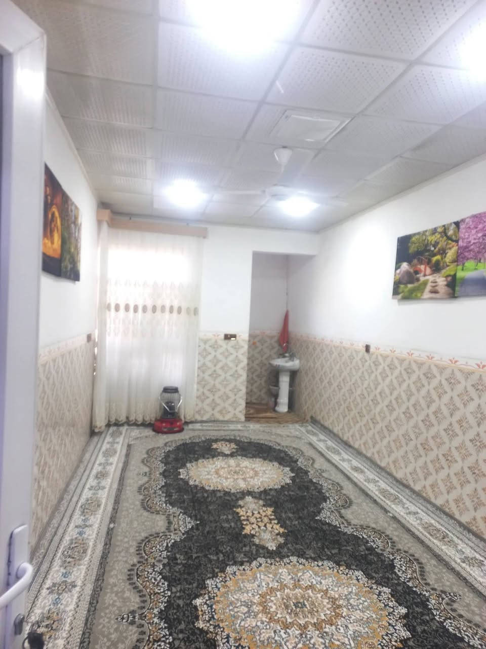 هەرزان.خانوویەکی.زۆرهەرزان نرخ گونجاو دوقاتە
سلام علیکم
#خانووی_نایاب بۆ فرۆشتن ⛪💒
ناونیشان 📍کەلار _ ناحیەی ڕزگاری (سموود) 

🔴 گەڕەکی سەنگاویەکان🌆🌃  
🔴نزیک لەدووسایدی قیرەکەوە 🛣️
🔴ڕووبەری 5 بە 20 = 100 مەترە 📏📐
🔴 ڕێگەپیدانەو بەشەردی وکالە🖼️
🔴 شوێنێکی زۆۆر خۆش و دڵگیری هەیە. 
🔴 کامل ژوورەکانی 1.20 کاشییە ✅
🔴 ڕووی خۆرئاوایە 
🔴 هەمووژورەکانی دکتی بوکراوە  ✅✅

🔴 ژوورەکانی ئەم خانووە پێکهاتووە لە ⬇️

🔵 میوان 🪑🚪
⚪ مساعد مطبخ 🍽️🫖
🔵هۆڵێک 🖼️
⚪ژوورێکی نوستن 🛋️🛏️
🔵ڕۆشنایی 🪟
⚪ مشتەمەلات 🛁🚿

🔴قاتیسەرەوەش🔵 تەئسیس ئاو ‌🔵 کارەبای بۆکراوە🔴

بۆ زانینی نرخ 💵پەیوەندی بکەن بەم ژمارانەوە
***********
***********

ئێوەی بەڕێزیش هەر موڵکێکتان هەبوو بۆ فرۆشتن یان ویستان بیکڕن دەتوانن ڕەسم و زانیارییەکانتان بنێرن بۆ ژمارە ڤایبەری 📳✅
