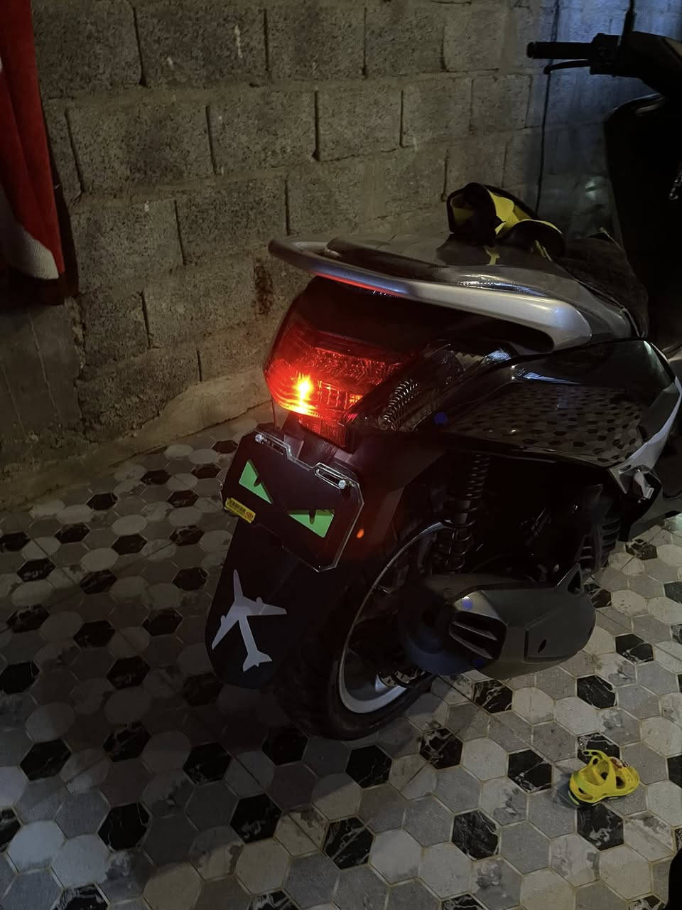 للبيع كفاله عامه طالعه 2025/7/31 موديل 16 مكانها  طويريج


**إذا كنت صاحب هذا الإعلان وتريد حذفه لأي سبب، رجاءا أرسل رسالة إلى الدعم الفني**