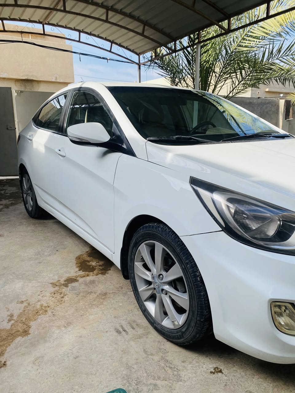 للبيع او مراوس  اكسنت موديل 2015 سيارة جاهزة محرك 14 كير ومحرك شرط تخم تاير جديد كهربائيات كلها شغاله تدفئه تبريد سياره ب اسمي رقم دولي السعر 100بيها مجال مكان السيارة تكريت 
***********
***********
