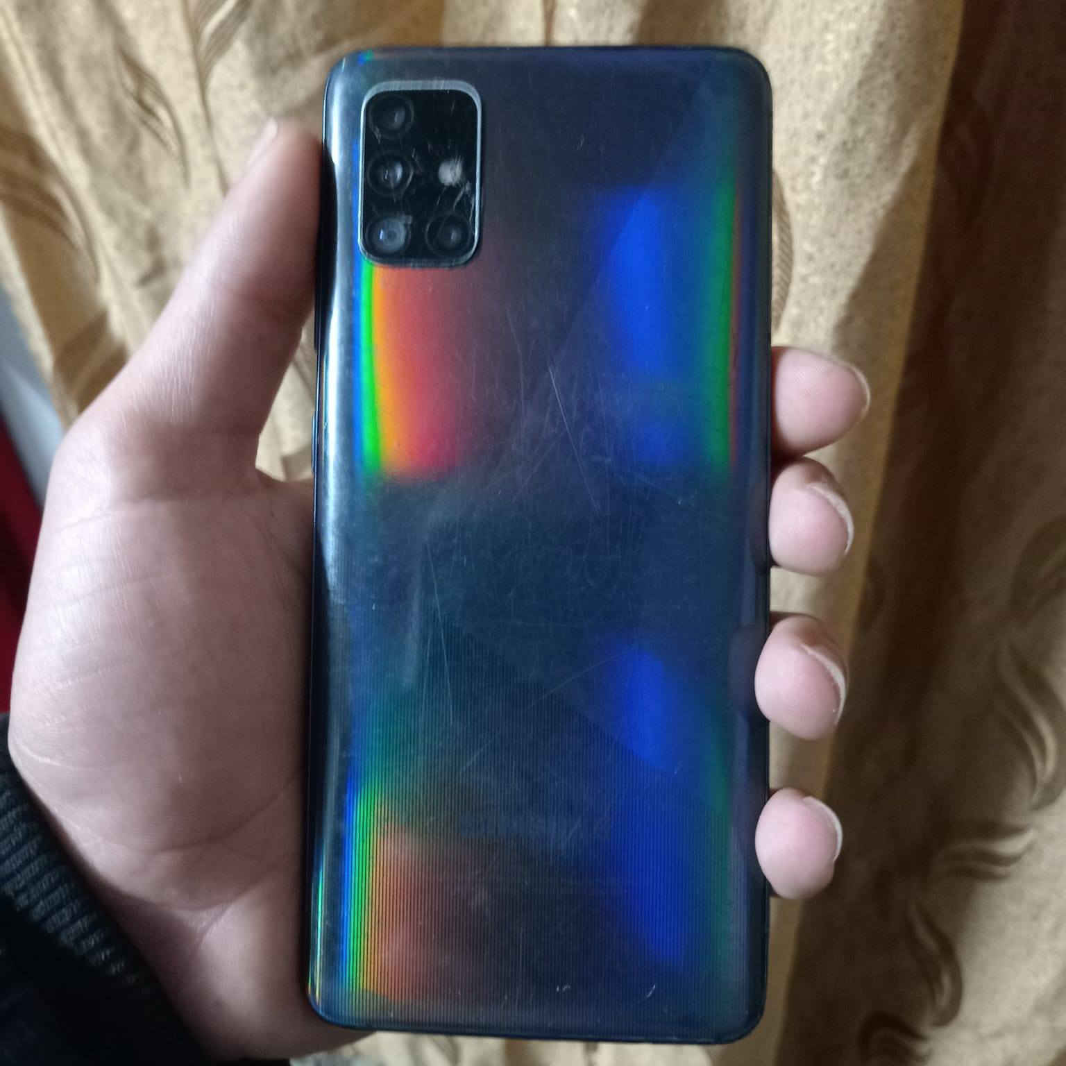 سامسونج A51
ذاكرة 128
رام 6
ببجي 60 فريم 
مبدل شاشة اصلية 
بصمة متوقفة بسبب تبديل الشاشة 
جهاز نضافة كدام العين 
سعر 80 وبي مجال حك جيه


**إذا كنت صاحب هذا الإعلان وتريد حذفه لأي سبب، رجاءا أرسل رسالة إلى الدعم الفني**