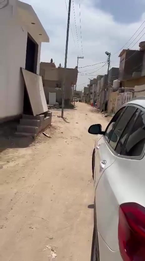 بسم الله الرحمن الرحيم بيتين 🏠 للبيع مو اجار 
 70متر طابق واحد غرفه 
 نوم  صاله جبيره مطبخ حمام 🛀 داخلي وخارجي 
 جميع الخدمات متوفره ماء كهرباء مجار
موقع خلف دار الايتام يبعد عن حولي أبو مهدي 700 متر
سند 25 اقرار محكمة  

يبعد عن الامام (3)كيلو يصلح حسينيه للزوار او سكن 
للاستفسار الاتصال على الارقام التالية
*********** واتساب. 
*********** منذر الدفاعي إشارة 
إشارة 
إشارة إلى الأصدقاء 󱢏
