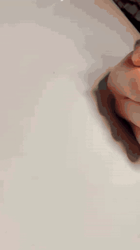 أيلين بيوتي   🥳 سهرة رأس السنة تحتاج أظافر ورموش تبرق! احجزي الآن في ع...