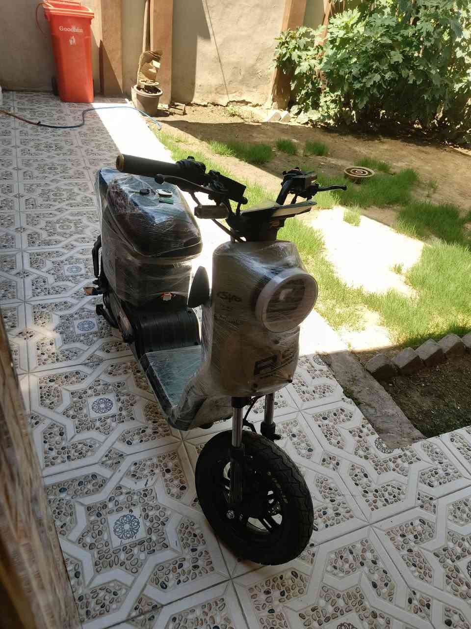 السلام عليكم  دراجه R9 للبيع او لمراوس موصفات معروفه جلخ ما بيها لا مدعوم ولا كالب كلو شرط على وضع الشركه صاله 3 اشهر مستخدم اخو الزيرو بطارات شرط عقل شرط ملف شرط  شرط شلعه ومعدل وغراضها لصليه موجوده
موصفات لايت عالي ناصي اشاره يمين يسار دبل اشاره فول موصفات 
مكاني موصل  قادسيه الثانيه 
السعر 475 وبي مجال للطيبين 
الرقم  ‏‪***********‬‏
السلام عليكم  دراجه R9 للبيع او لمراوس موصفات معروفه جلخ ما بيها لا مدعوم ولا كالب كلو شرط على وضع الشركه صاله 3 اشهر مستخدم اخو الزيرو بطارات شرط عقل شرط ملف شرط  شرط شلعه ومعدل وغراضها لصليه موجوده
