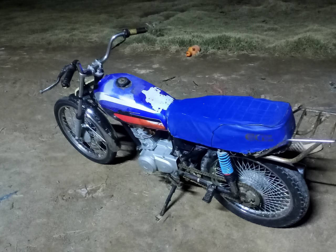 يابه كواهم الله كلك كلك كلك نامه 21 نضيفه مثل ما بل صوره مكان ناصريه غراف سعر300وبيه مجال للشراي ***********. وحياكم الله
