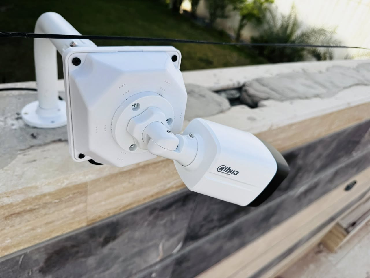 بفضل الله
🛑تم تجهيز و  تنصيب مجموعة من كاميرات المراقبة باستخدام كاميرات دهوا  الأصلية، المعروفة بجودتها العالية ودقتها بالتسجيل عدد الكاميرات 8 بدقة 2 ميكا  وجهاز NVR من ماركة دهوا وسويج خارجي (8port)من ماركة #RB 
و( Extender 5port )Poe من ماركة #RB

إذا همّك الأمان وجودة الشغل،مكتب الدليل و #RB دايمًا حاضرين نخدمك 💼
للاستفسار :
(***********)📞
(‭0786 663 0903‬)📞
