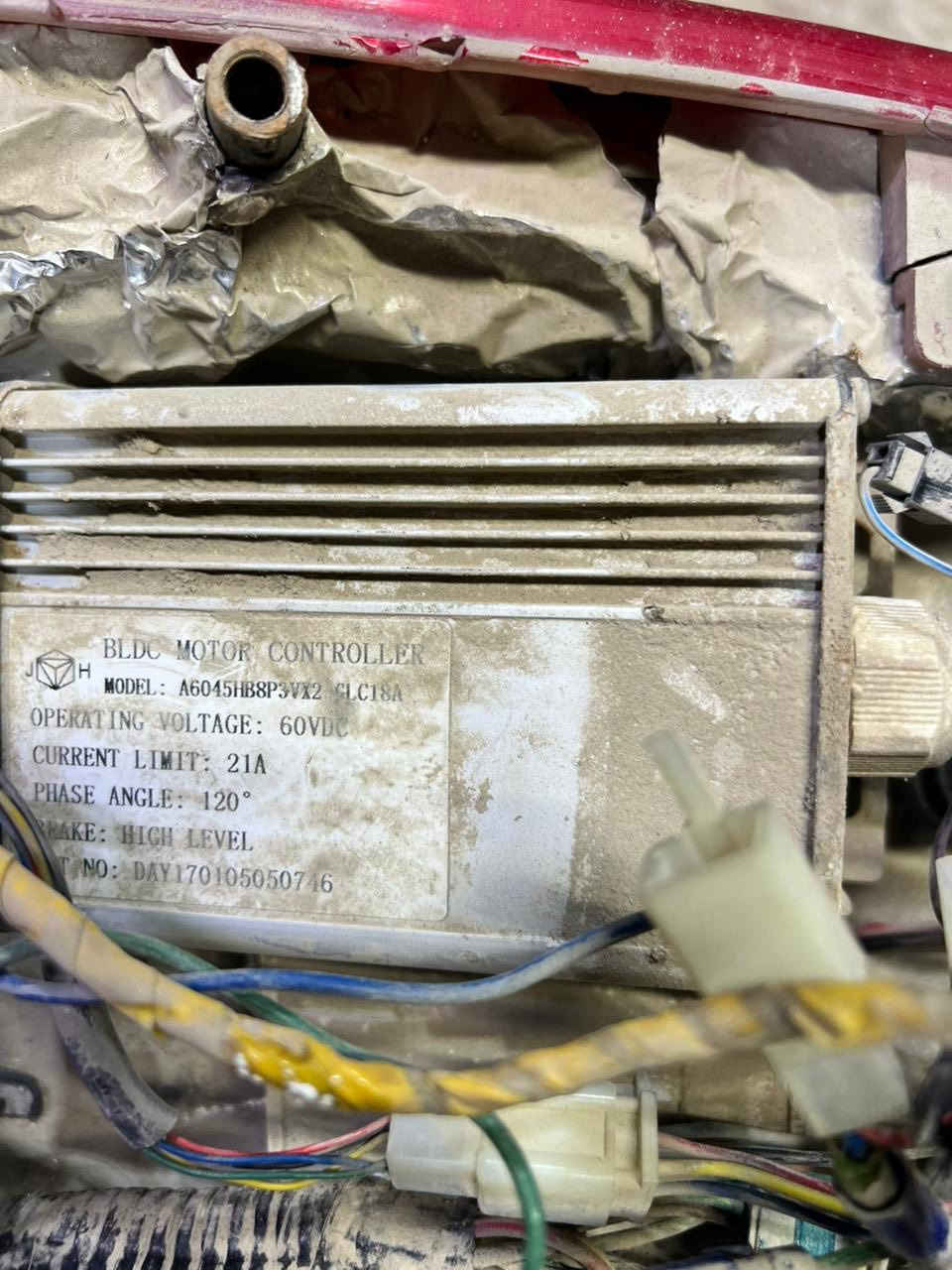 للبيع بس مشكله بالعقل يكولون ضارب مو أكيد  ***********رايده 250 وبي مجال بسيطه مكاني فلوجه بطاريات ولي ع فحص
