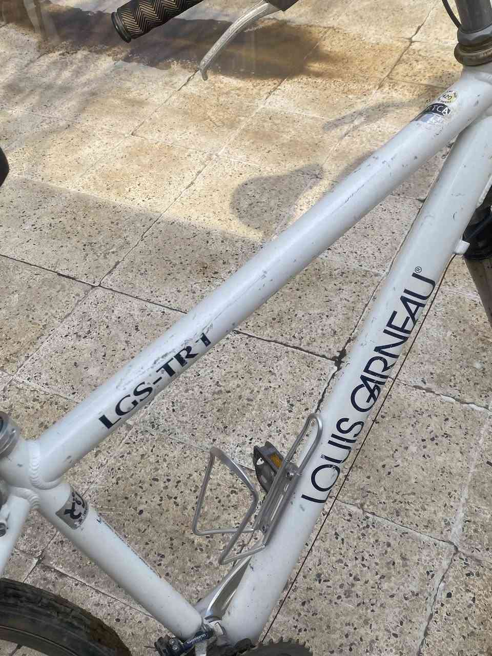 بايسكل لويس مختم كندي حجم ٢٨ مكاني موصل الايسر للاستفسار الاتصال على الرقم او واتساب 
***********
