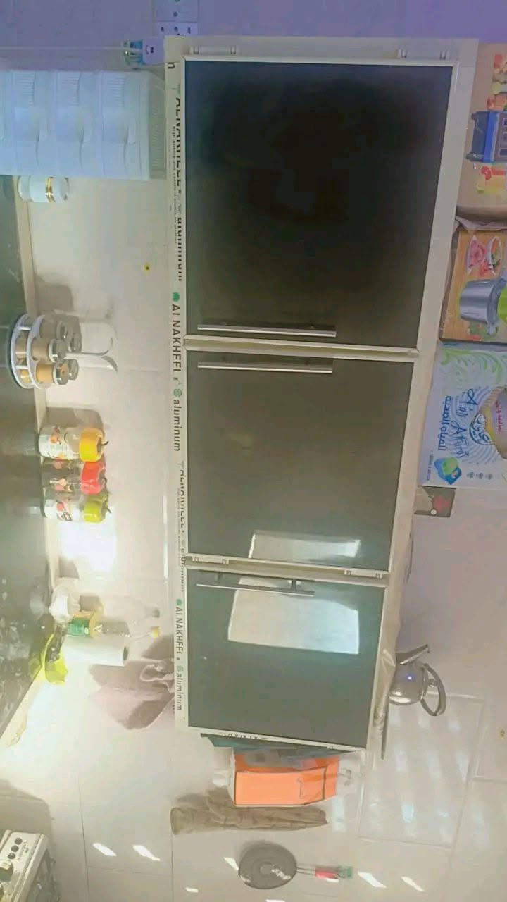 كاونتر 3 قطع سنك مرمر
طول سنك متر  وكاونتر متر ونص
سعر 300 وبي مجال


**إذا كنت صاحب هذا الإعلان وتريد حذفه لأي سبب، رجاءا أرسل رسالة إلى الدعم الفني**