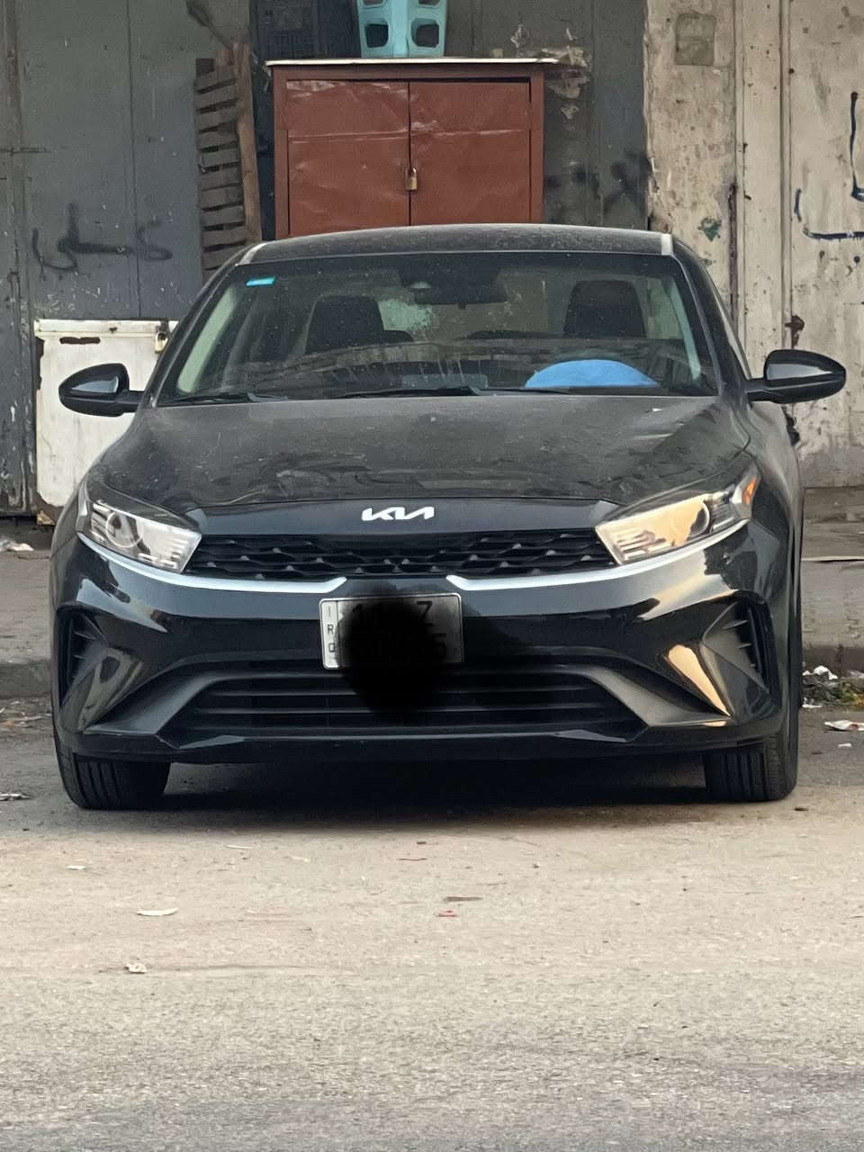 السلام عليكم كيا فورتي موديل2024 حادثه صفحه بابين وجاملغ ماواصل لدواخل ولا لغد ولا شاصي التفاصل اكثر  صور الحادث موجوده لاستفسار***********
