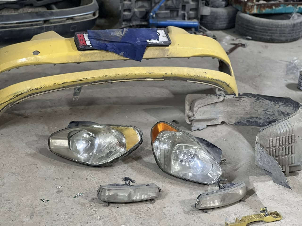 السلام عليكم 🫡
اغراض اكسنت للبيع مديل 2010دبدوب الموجودات بل صوره مستعمل شي قليل واريد افيدكم بيهن والبيخير يدلل 

***********
