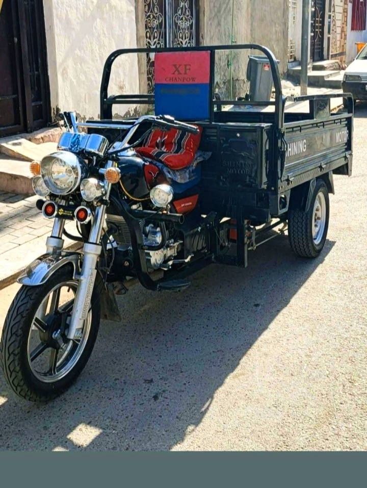 السلام عليكم ستوته للبيع موديل 23 المحرك 25 ستوته مقفوله برغي ما مفتوح السعر مخابره ***********
