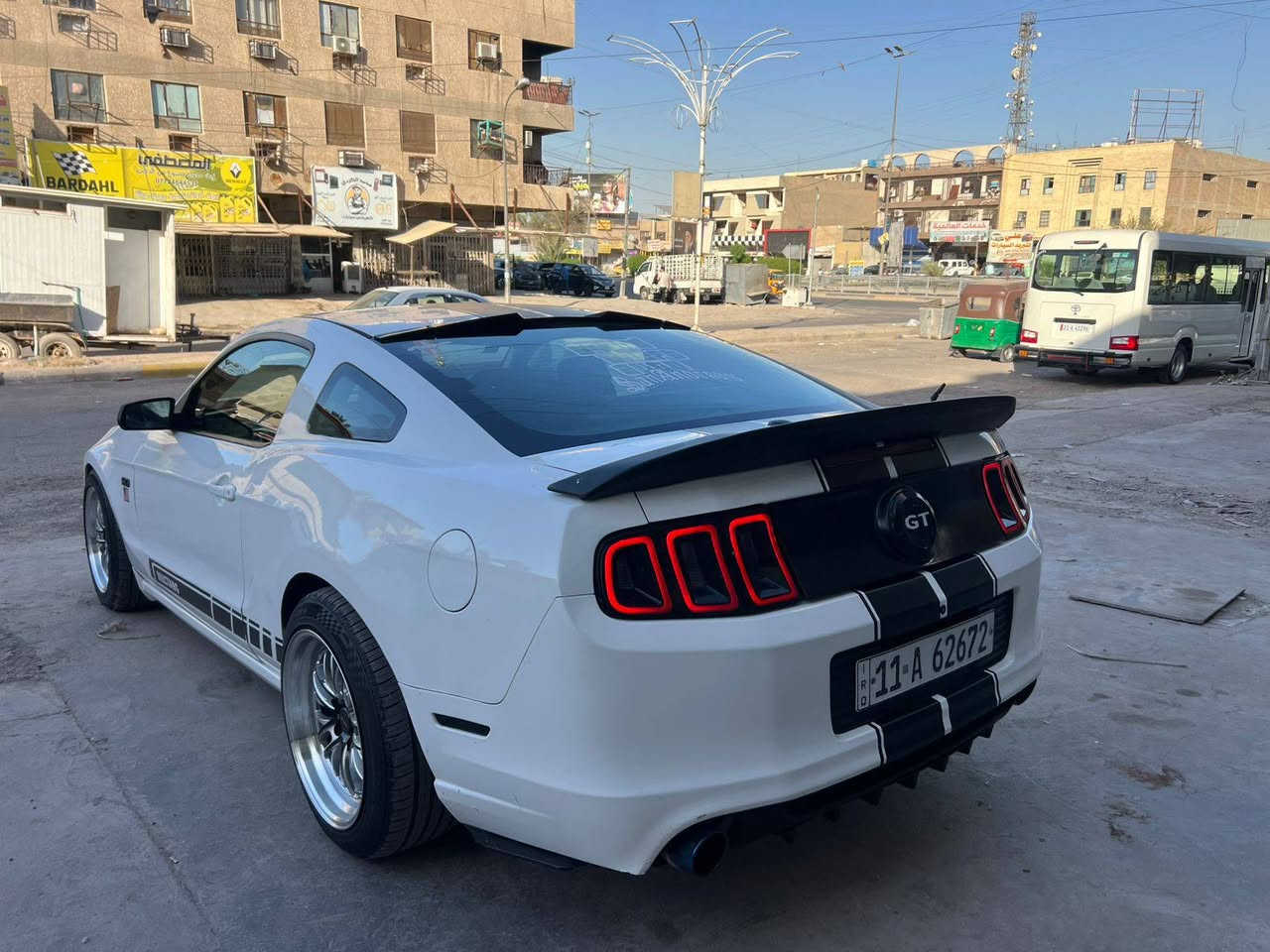 موستنك للبيع السونر مرافق الصورادامه كامله عليه
برمجه مراوح انسه شي اسمه حماوه
سياره امهبطه تهبيط اونصبه اتخبل
ويل توسايز معة تخم تاير جديد حجم 18 السعر 65 المكان بغداد المدينه 
استفسار *********** بغداد, العراق
