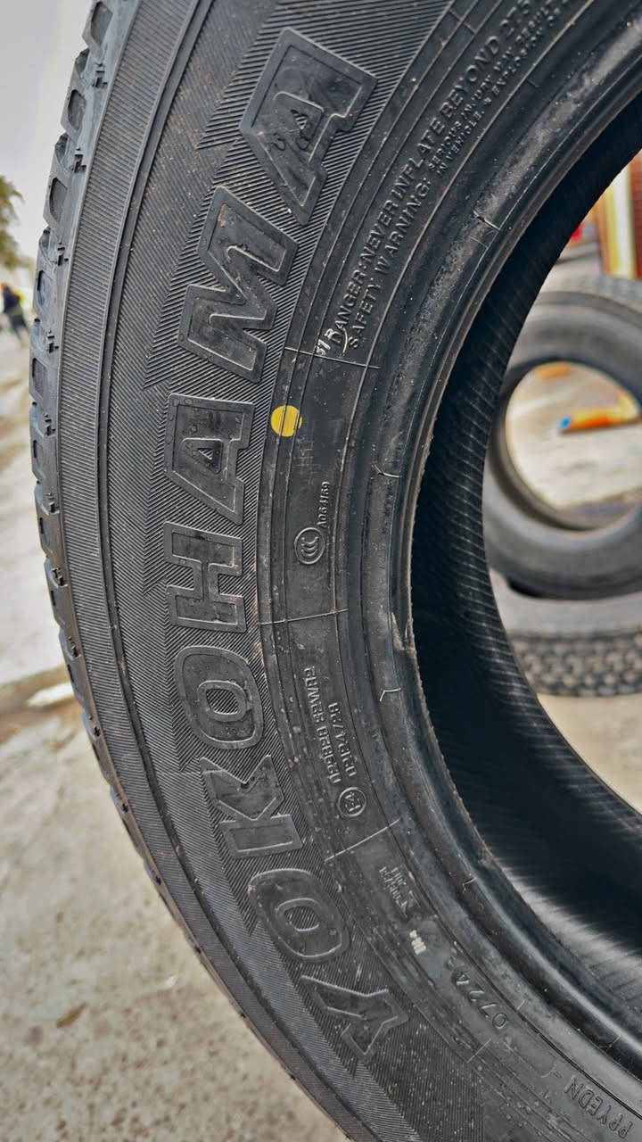 السلام عليكم تاير يوكهاما قياس 265/65/18
انتاج (24) ***********
سعر 250 الف زوج
