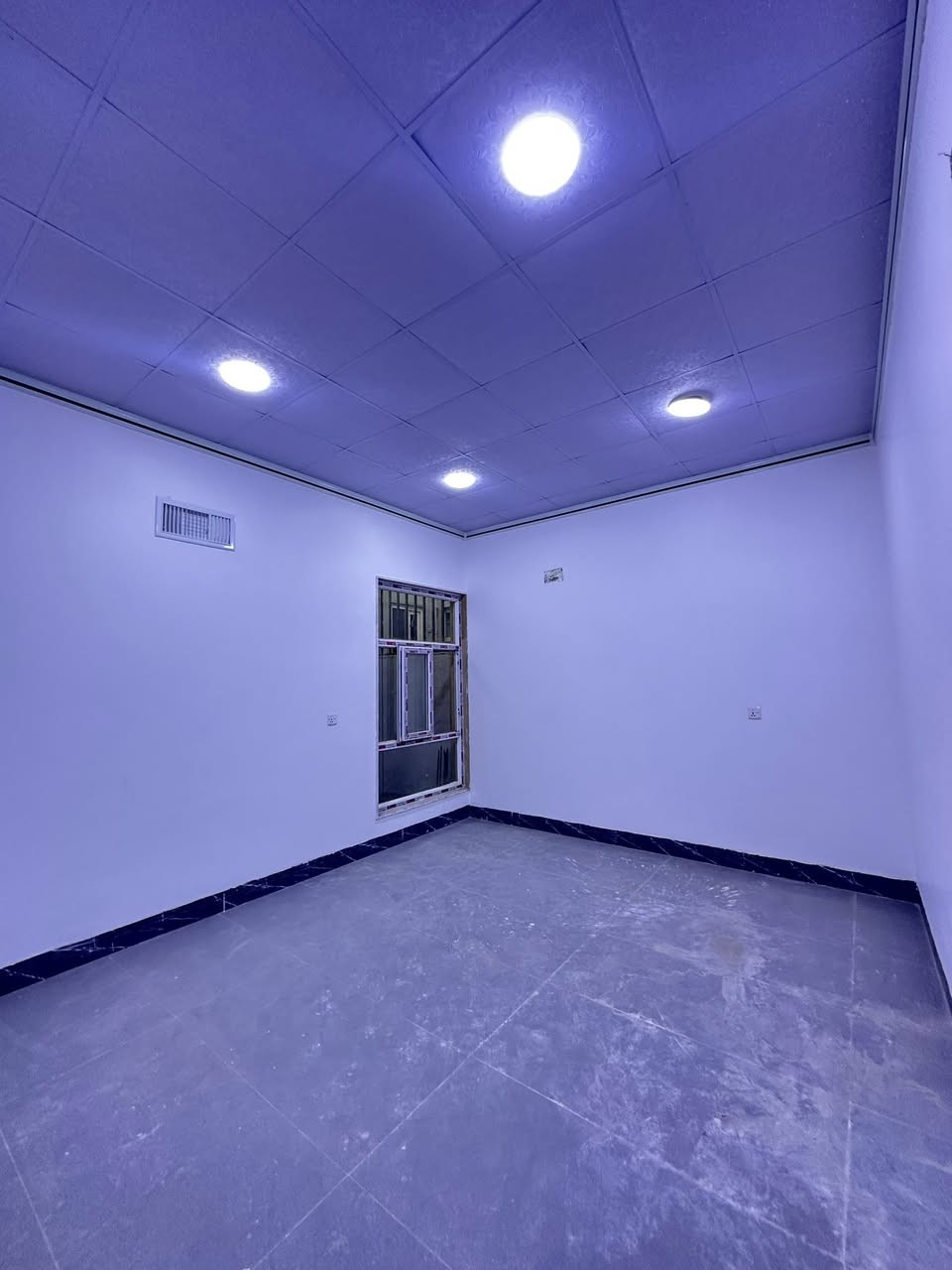 🏠 شقه  للايجار  بناء حديث 

✅الموقع / حي التعليم   (جمعية النور  ) قرب تيم ماركت 

 
✅الشقه  تتكون من طابقين ٣ غرف  نوم +وهول + استقبال  +مطبق  + صحيات 
 
✅للاستفسار الاتصال 
☎️***********
☎️***********
