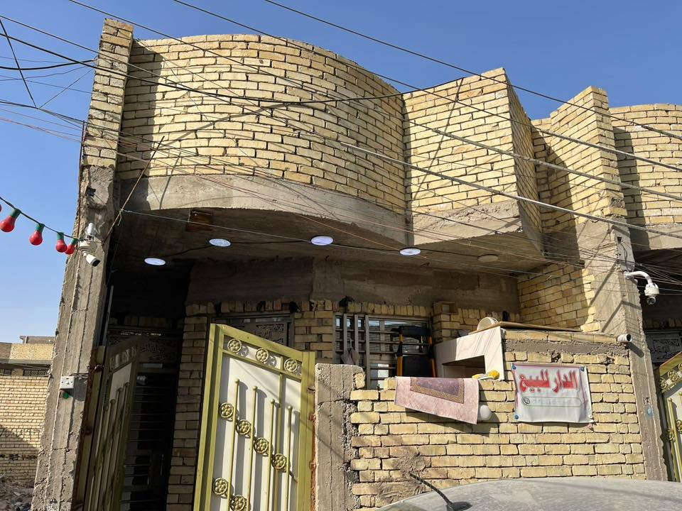 السلام عليكم 👍🏻
بيت البيع ٨٠ متر بناء ترجه أولاه  طابق في منطقه سكينه مقاطعه ١٠/٢الزراعي يحتوي علئ غرفه جبيره قياس 5في 4ونص واستقبال. 5في 3ونص وصاله قياس 4في 4حمام و وصحيات خارجيه ومنور والفديو يوضح البيت كله. بيتونه ومخزن صغير فوق صطح مطبك شتايكر ولبخ ونثر البيت متعوب عليه بي صقوف مغربيه وديكورات  بيبان تركيات وسيراميك إسباني اي استفسار مع صاحب الدار مباشرا ***********
