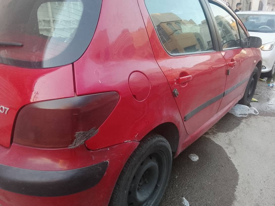 سلام عليكم بيجو ٣٠٧ فرنسي مديل ٢٠٠٥ السياره جاهزه من كل النواحي كير مكينه تبريد بشرط كفاله دسكات جدد فلنجات جدد صدر ٧٥ بيها قطع صبغ ابيع حزام تكم شواصي لغود مكفولات هزه جديده سنويه لغاية  ٢٠٢٧ السعر ٤٢ وبيها مجال عنوان بغداد الجديده هاتف *********** بغداد, العراق
