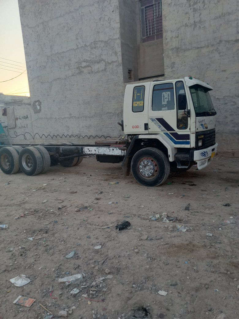 سلام عليكم فورت وارد تركي للبيع  كير محرك شاصي مكفول رقم صلاح دين اصفر سنكل دبل تاير سنكل ابو العضله العنوان سامراء السعر65وبيه مجال  للاستفسار التصال***********
