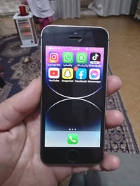 ايفون 5SE جهاز مكفول شخط مابي نموذج M بطاريه 85 جهاز على وضع الشركه ما...