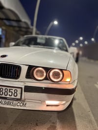 من رخصت الادمن 530Ai 6سلندر موديل 1992 سياره كلها شرط  مكينه كير اكسل ...