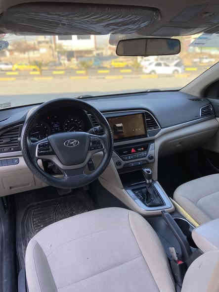 النترا للبيع 2017
لون شمباني 
داخل لونين 
مواصفات تحكمات استيرن شاشه 3انظمة قياده
ضرار جاملغ خلفي وباب اصلي نفس ألون امبدل 
ملاحظة بيها بخار لاصرف ولانفخ 
كير شرط محرك شرط 
***********
السعر130وبيها مجال
