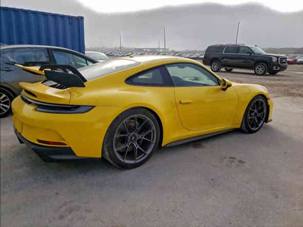 PORSCHE 2022 911 GT3
مزادها اليوم.   
للبيع. كتاب. ضباط.  
 بغداد القادسية. 
ساحه قطحان. 
*********** 
علي العبيدي للمزادات الامريكيه
