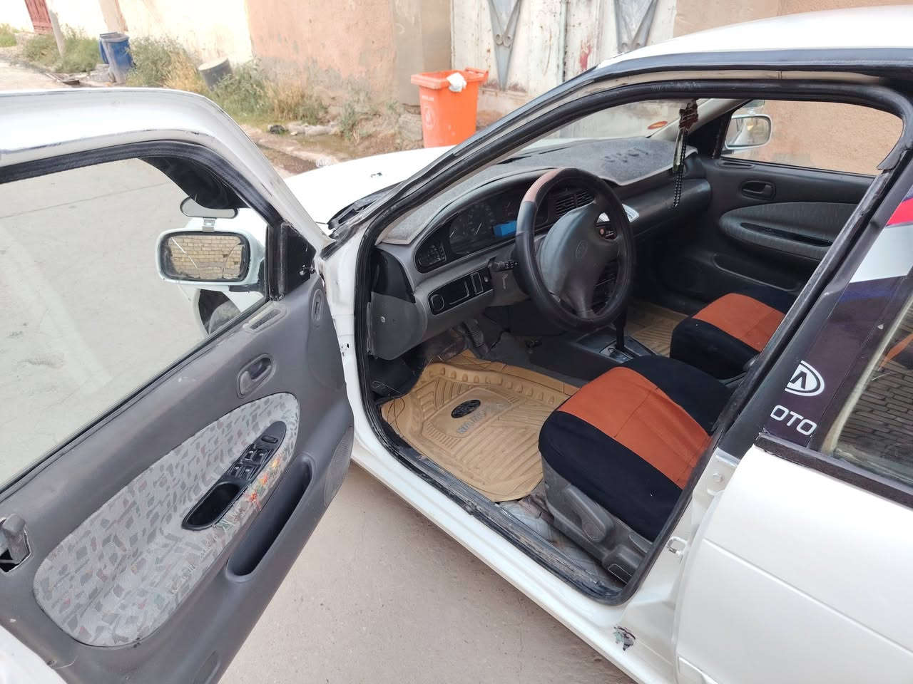 كيا سيفيا موديل 95 محرك مفتوح 1600 كير اوتماتيك محرك وكير مكفولات مسوي ادامه كامله قبل يومين يعني كفاله
كهربائيات كلها تشتغل جام 4 يصعد ينزل طوافه حماوه كلها يشتغل رقم بغداد سنويه 2027 شرط تحويل سياره جاهزه مال جناي 36 وبيها شي بسيط
***********
