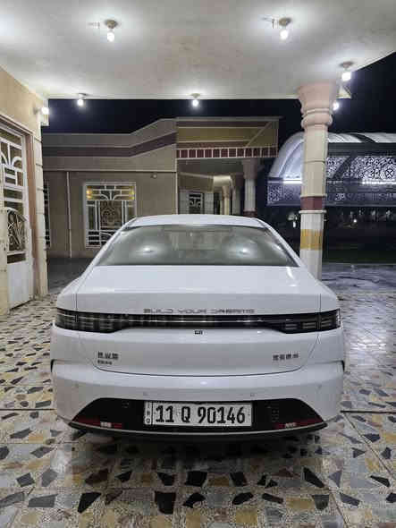 سلام عليكم 
البيع BYD  دستروير 
موديل 2025 رقم بغداد 
بسمي اني شخصين
 ثاني يوم تحويل 
ماشيه 6 تلاف 
مكفوله كفاله عامه 
معروفه مواصفات دستروير 
السعر 18500 بيها مجال بصيط
العنوان بغداد جسر ديالى الجديد
تقاطع 9 نيسان 
الاستفسار 
***********
***********
ابو محمد الشمري
