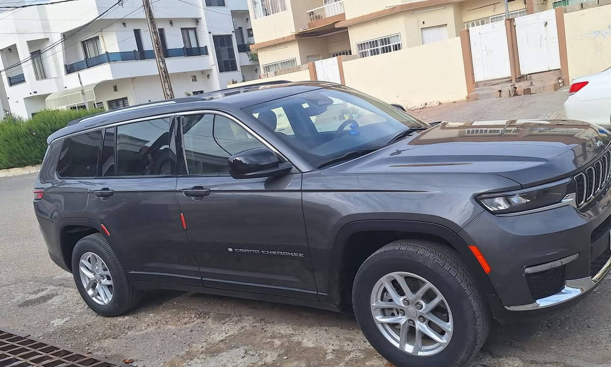 جيب ٧ راكب موديل ٢٠٢٣
كلين بدون صبغ ماشيه ٢٣ حقيقي
رقم سليمانية شرط محرك وكير ومكيانكيات وكهربائيات 
مكان /كركوك
رقم جديد سنوية جديدة
السعر  ٣٣٠
***********
