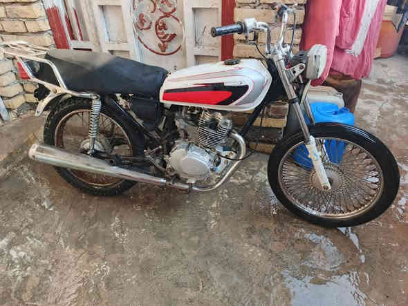 نامه للبيع مكاني سوق الشيوخ كلك كلك كلك مفتوحه الدراجه محرك خير من الله السعر 300 وبيها مجال للاستفسار ***********
