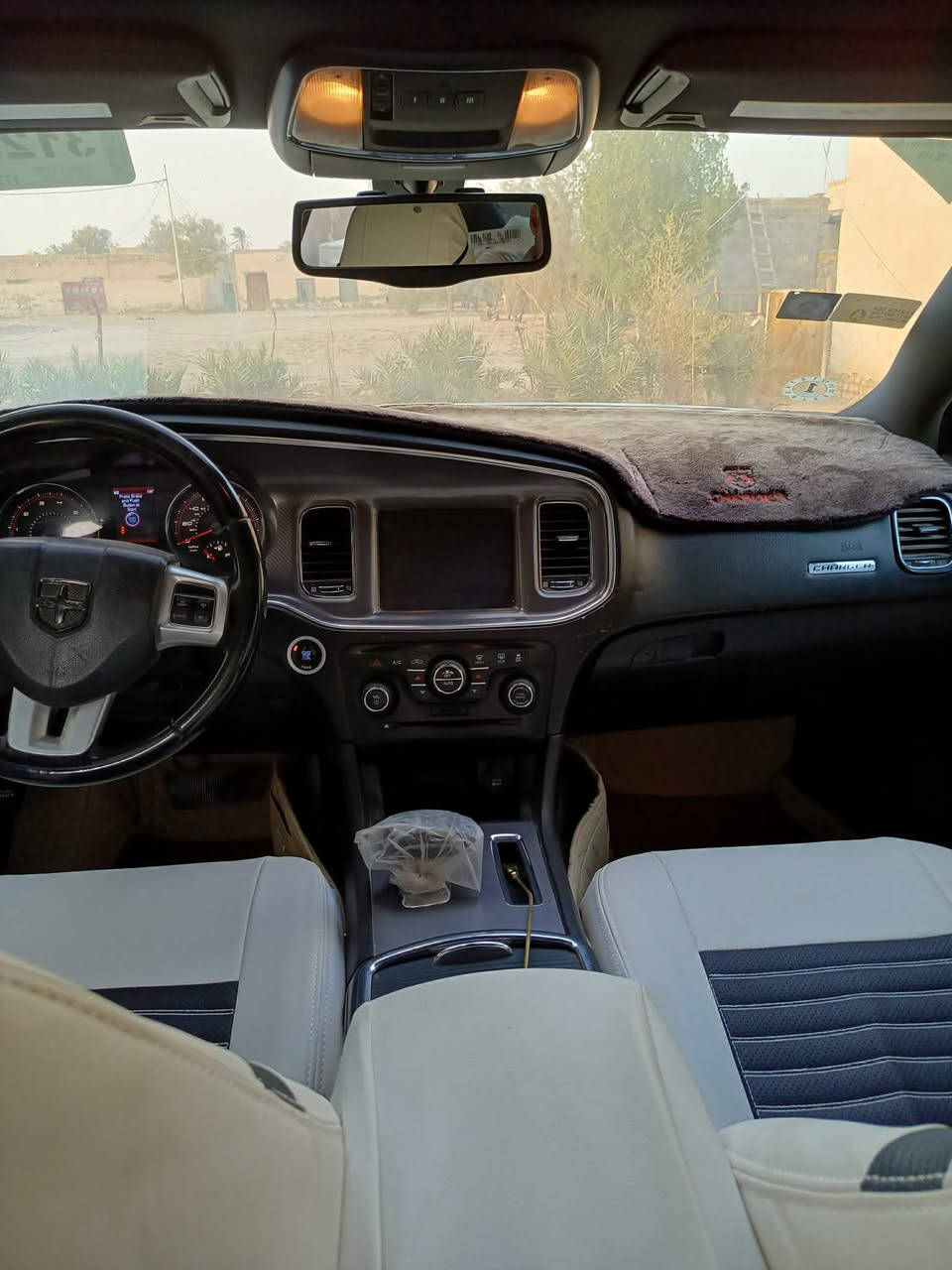 السلام عليكم جارجر 14للبيع رقم بغداد تحويل مباشر فووول مواصفات للاخير تبديل جاملغ امامي ايسر بدون اي دواخل رش تجميلي الجاملغ الخلفي والباب مخاوه ويا اثر شخط شرط سياره مامشتغله خط ابد تجي وتشوف بعينك شرط احله من الصور مكانها ذي قار…السعر 155  .مكلف بلنشر *********** شراي اتصل
